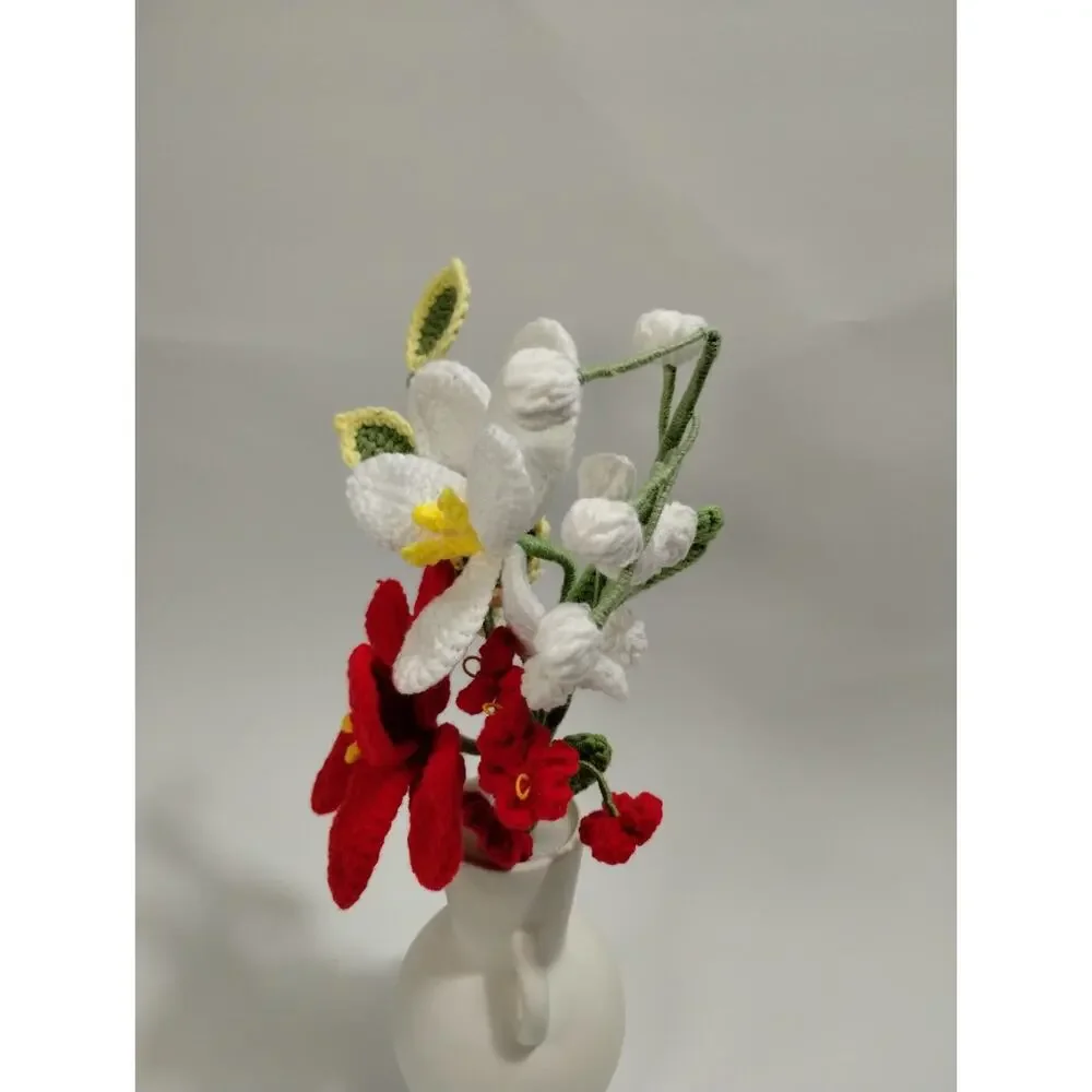Crochet Flower Bouquet in Vase - Red White - Green Leaves - Baby's Breath